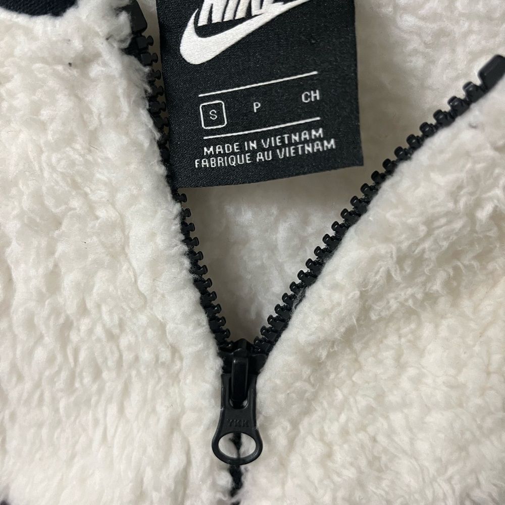 Nike Sherpa jacket - Picture 3 of 5